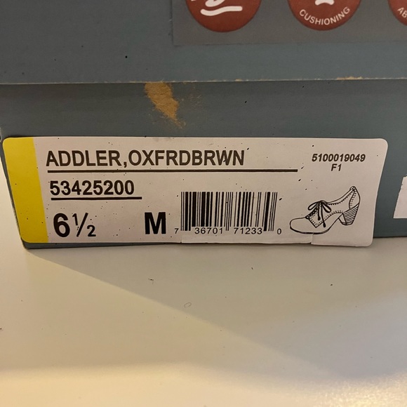 Dr.Scholls Brown Suede Shoes, Size 6.5 - Picture 2 of 4